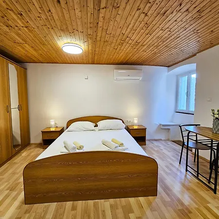 Apartman Kanavelic *